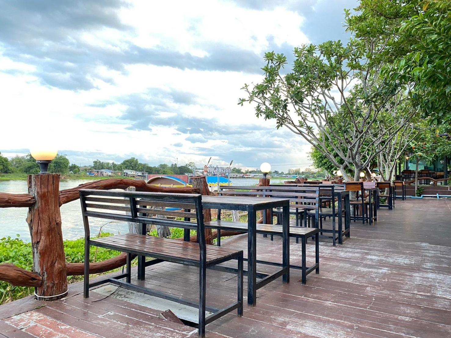 Chaophayathara Riverside Hotel Chai Nat Εξωτερικό φωτογραφία