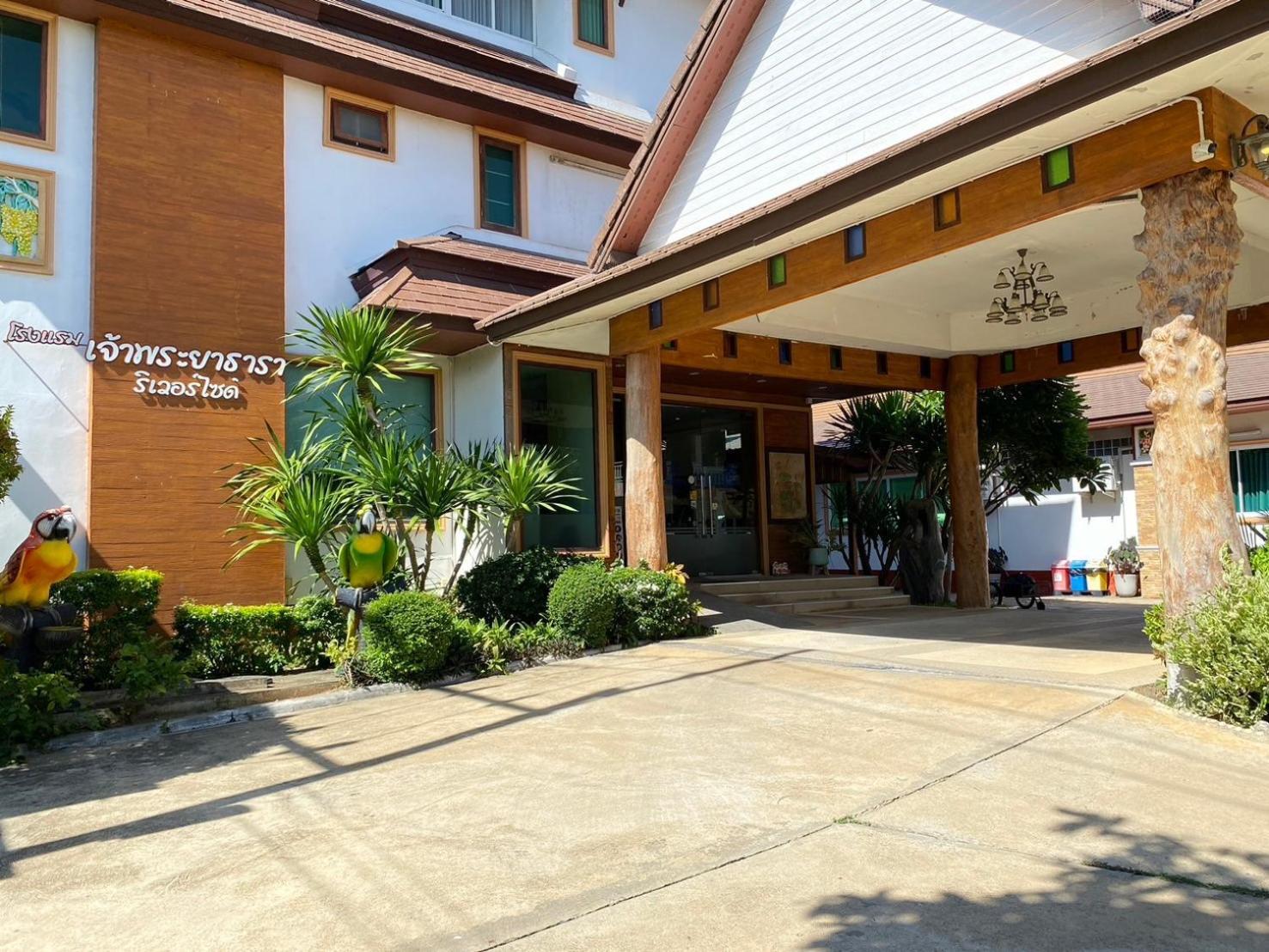 Chaophayathara Riverside Hotel Chai Nat Εξωτερικό φωτογραφία