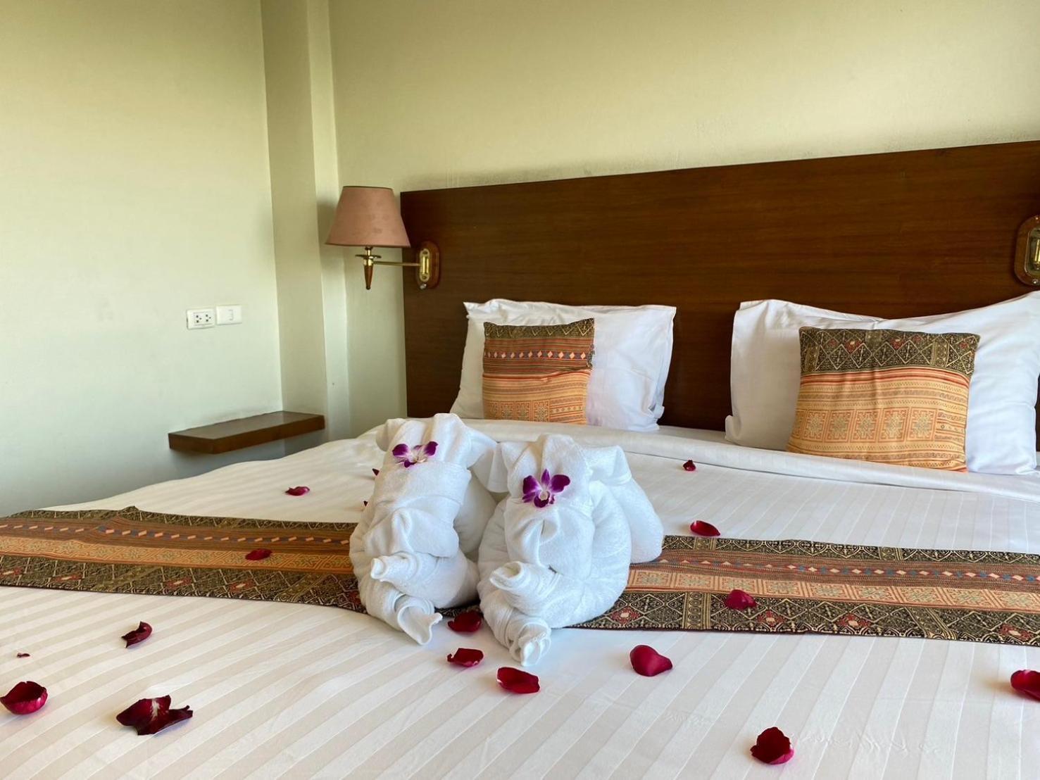 Chaophayathara Riverside Hotel Chai Nat Εξωτερικό φωτογραφία