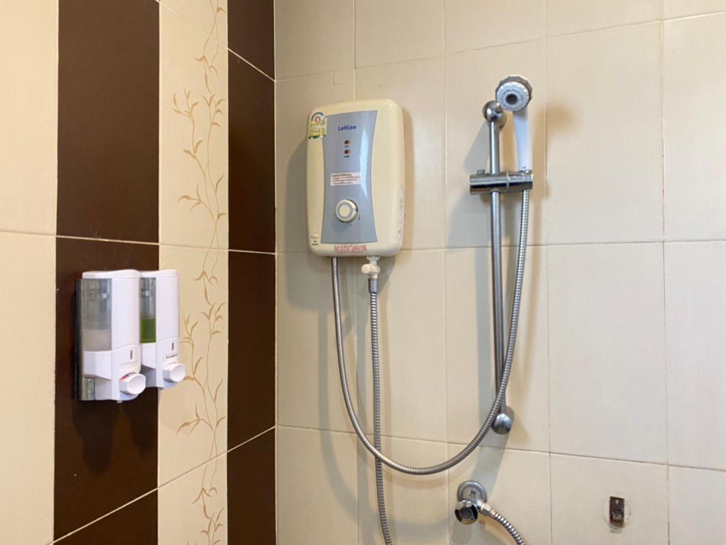 Chaophayathara Riverside Hotel Chai Nat Εξωτερικό φωτογραφία