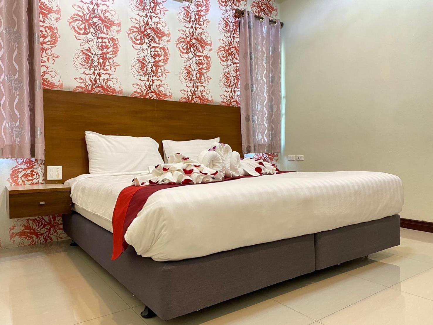Chaophayathara Riverside Hotel Chai Nat Εξωτερικό φωτογραφία